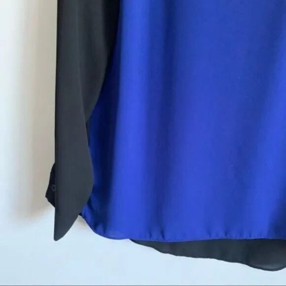 Ab Studio two tone blue black casual blouse new without tag size medium - Picture 5 of 7